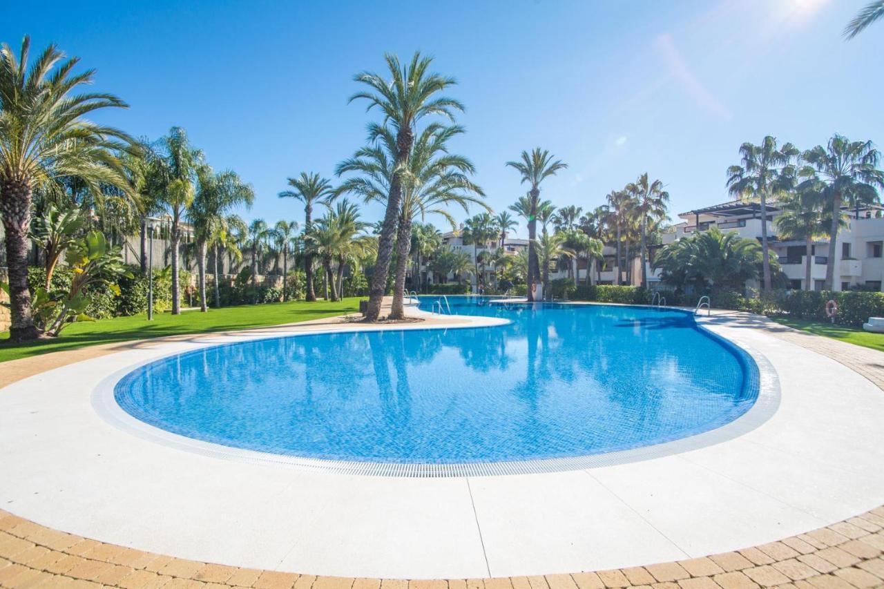Appartement Modern & Peaceful 2br W/parking - Medina Banus *